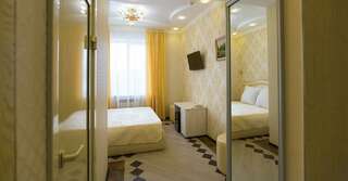 Гостиница Monomakh | Hotel Томск Номер стандарт с 1 двуспальной кроватью-3